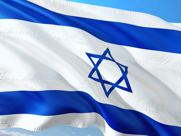 דגל ישראל מתנופף ברוח